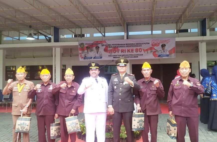 Danramil 0201-02/MT Hadiri Upacara HUT RI ke-80 di Kecamatan Medan Perjuangan