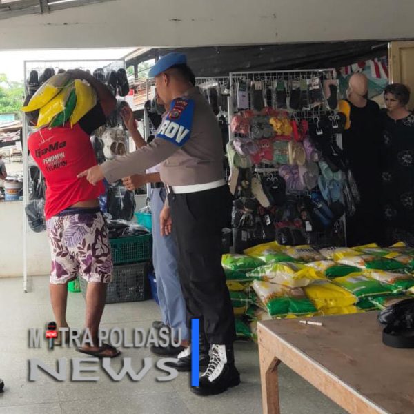 Gerakan Pangan Murah Polri, Polres Pelabuhan Belawan Jual Murah 3 Ton Beras SPHP ke Masyarakat