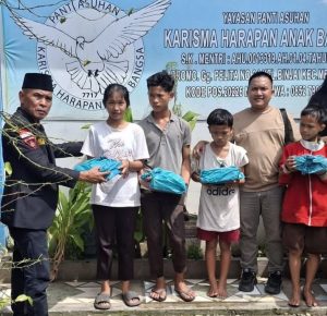DPC GRIB Jaya Kota Medan Gelar Jumat Berkah! Bagikan Nasi Kotak Di Mesjid Dan Panti Asuhan Serta Sediakan Prasmanan Gratis