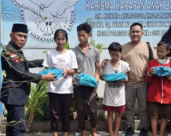 DPC GRIB Jaya Kota Medan Gelar Jumat Berkah! Bagikan Nasi Kotak Di Mesjid Dan Panti Asuhan Serta Sediakan Prasmanan Gratis