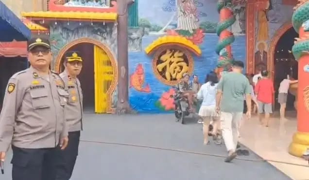 Kapolsek Medan Sunggal Kompol M.Yunus Tarigan Cek Langsung Pengamanan Ibadah di Vihara Simpang Sunggal