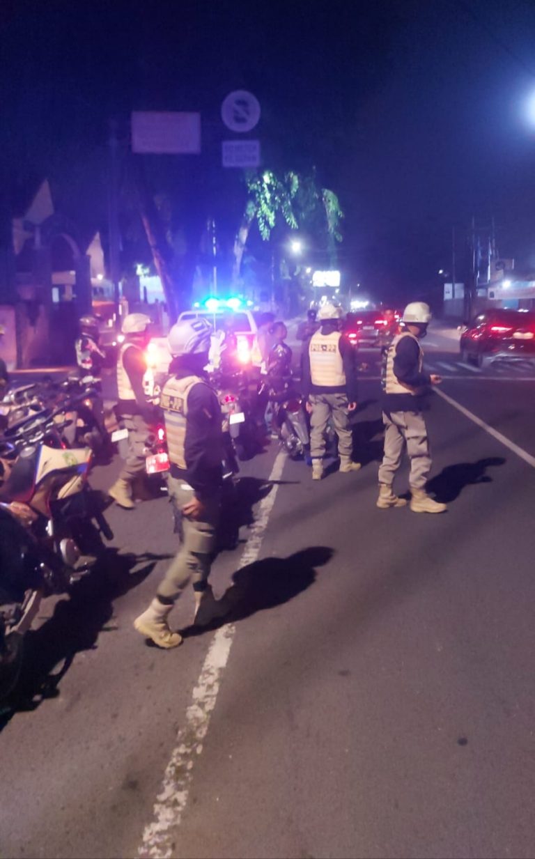 TNI – Polri dan Kelurahan Jaga Ketertiban Kota Medan